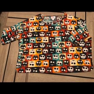 EUC Lularoe NMBC Irma Top